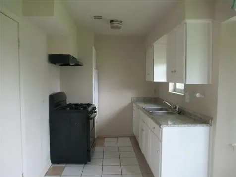 4504 Hemlock Drive Baytown TX 77521