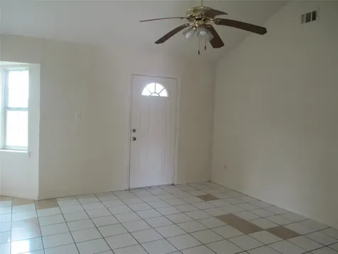 4504 Hemlock Drive Baytown TX 77521