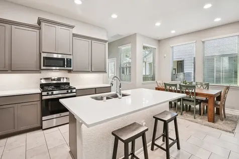 230 Biltmore Loop Montgomery TX 77316