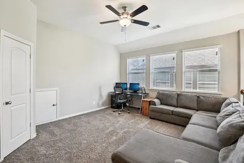 230 Biltmore Loop Montgomery TX 77316