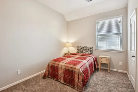 230 Biltmore Loop Montgomery TX 77316