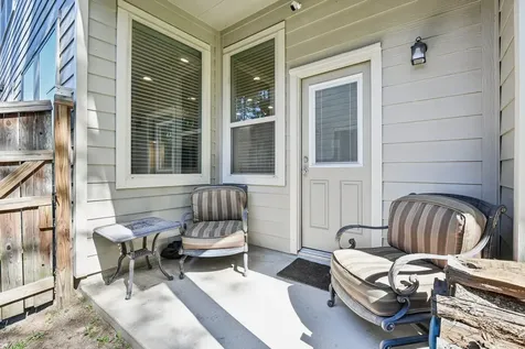 230 Biltmore Loop Montgomery TX 77316