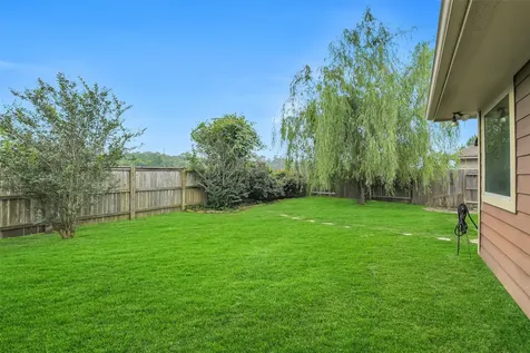 135 Brocks Lane Montgomery TX 77356