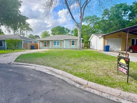 1010 15th Avenue N Texas City TX 77590
