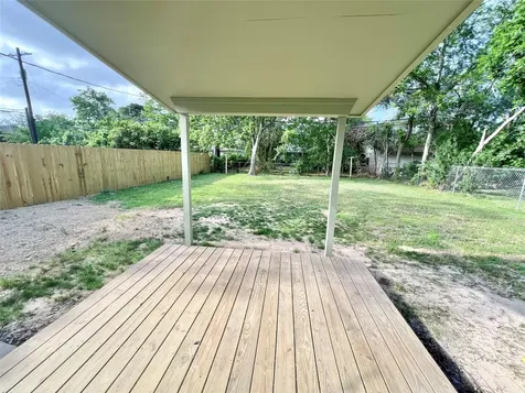 1010 15th Avenue N Texas City TX 77590