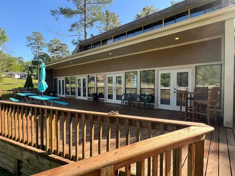 536 Dove Island Livingston TX 77351