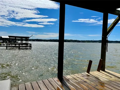 536 Dove Island Livingston TX 77351