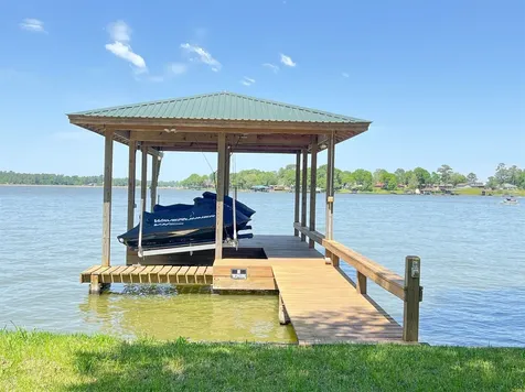 536 Dove Island Livingston TX 77351