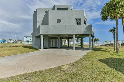 18611 W De Vaca Lane Galveston TX 77554