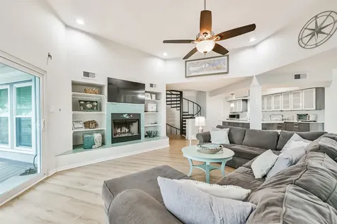 18611 W De Vaca Lane Galveston TX 77554
