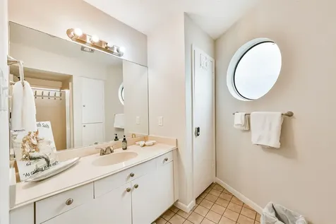 18611 W De Vaca Lane Galveston TX 77554