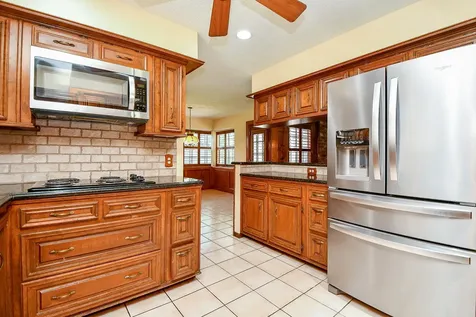 18107 Hollywell Drive Houston TX 77084