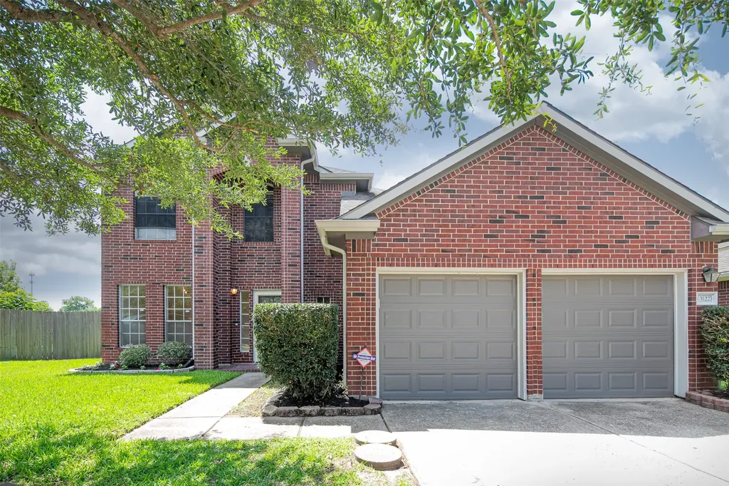 3122 Glen Cullen Lane Pearland TX 77584