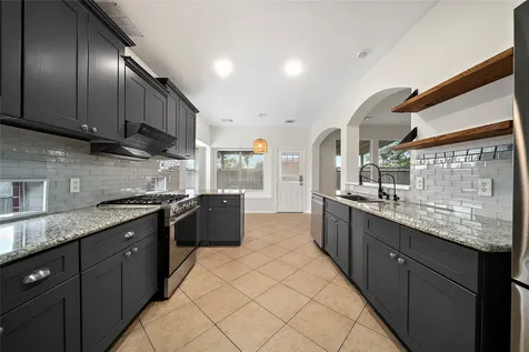 3122 Glen Cullen Lane Pearland TX 77584