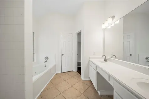 3122 Glen Cullen Lane Pearland TX 77584