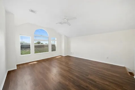 3122 Glen Cullen Lane Pearland TX 77584