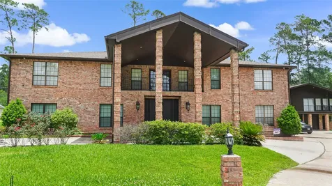 14464 Charred Oaks Drive Willis TX 77318
