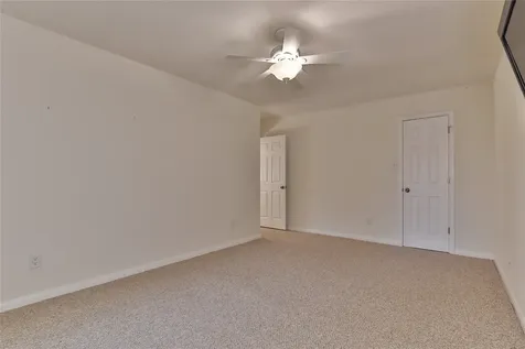 248 Wentworth Drive West Columbia TX 77486
