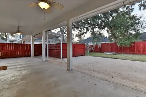 248 Wentworth Drive West Columbia TX 77486