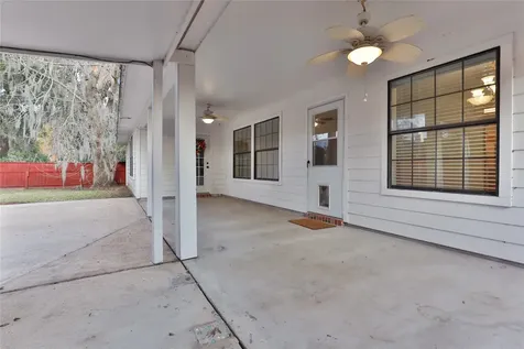 248 Wentworth Drive West Columbia TX 77486