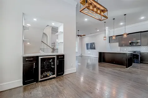 2227 Chenevert Street Houston TX 77003