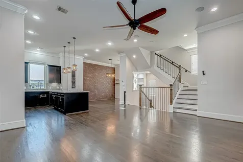 2227 Chenevert Street Houston TX 77003