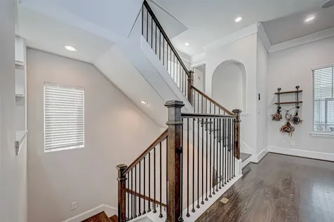 2227 Chenevert Street Houston TX 77003