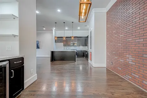 2227 Chenevert Street Houston TX 77003