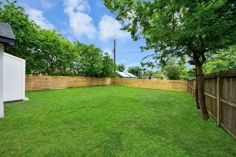 529 Hahlo Street Houston TX 77020