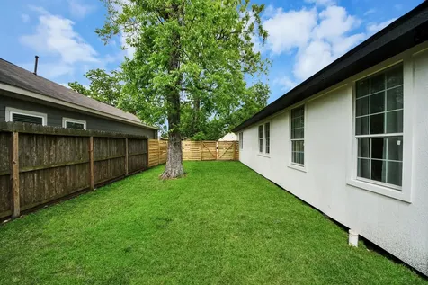 529 Hahlo Street Houston TX 77020