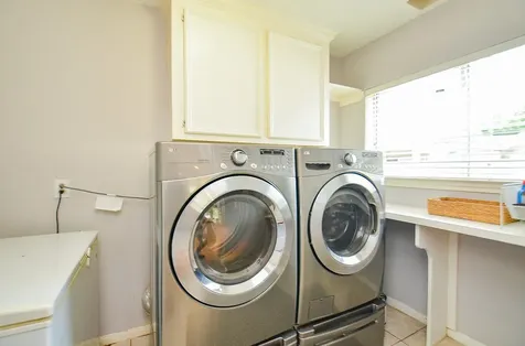 206 Wild Oak Run Houston TX 77094