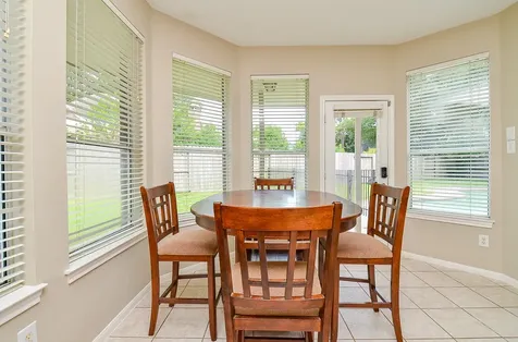 206 Wild Oak Run Houston TX 77094