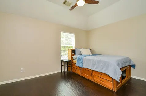 206 Wild Oak Run Houston TX 77094