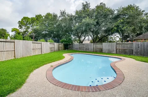 206 Wild Oak Run Houston TX 77094
