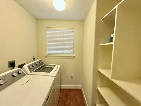 1602 Elgin Street 13 Houston TX 77004