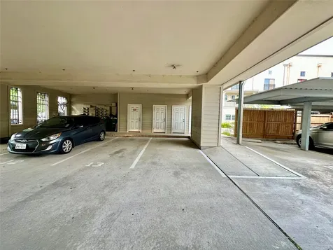 1602 Elgin Street 13 Houston TX 77004