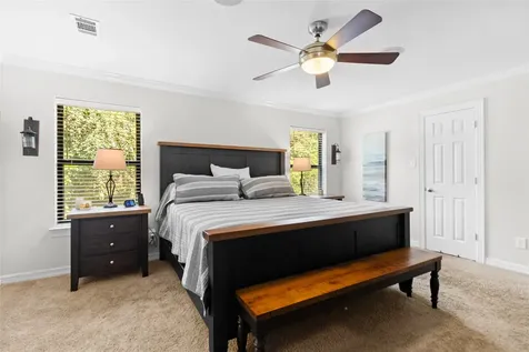 10 Holly Tree Lane Spring TX 77373