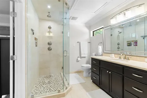 10 Holly Tree Lane Spring TX 77373