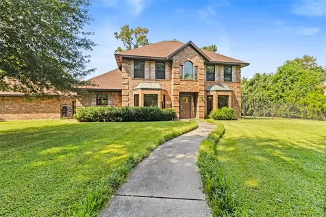 10 Holly Tree Lane Spring TX 77373