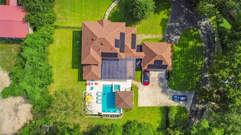 10 Holly Tree Lane Spring TX 77373