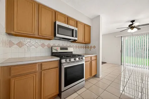 8839 Aspen Meadow Drive Houston TX 77071