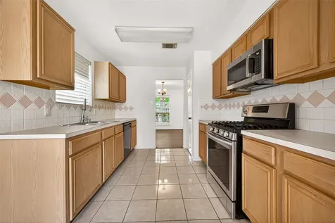 8839 Aspen Meadow Drive Houston TX 77071