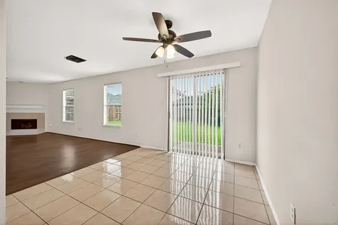 8839 Aspen Meadow Drive Houston TX 77071