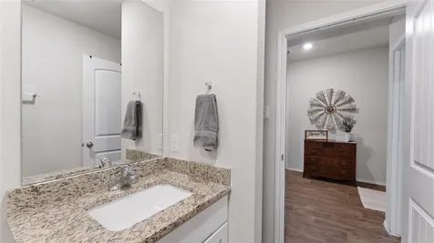 128 Barton Creek Drive Huntsville TX 77340
