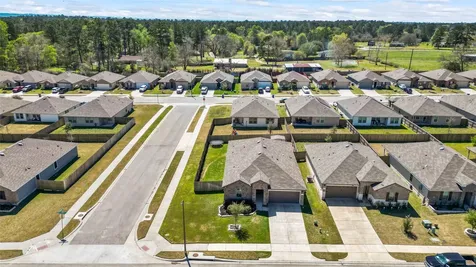 128 Barton Creek Drive Huntsville TX 77340