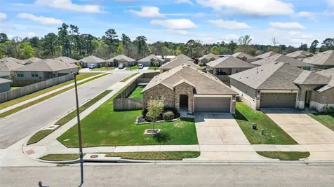 128 Barton Creek Drive Huntsville TX 77340