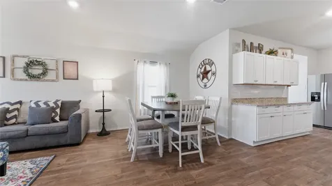 128 Barton Creek Drive Huntsville TX 77340