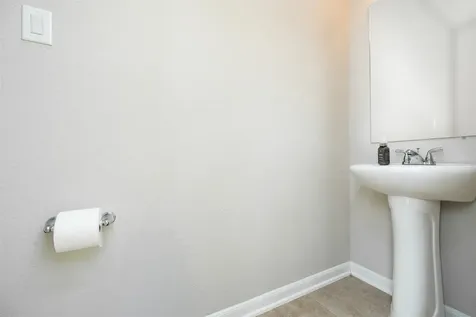 611 Meadow Crossing Crossing Magnolia TX 77355
