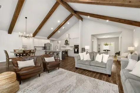 611 Meadow Crossing Crossing Magnolia TX 77355