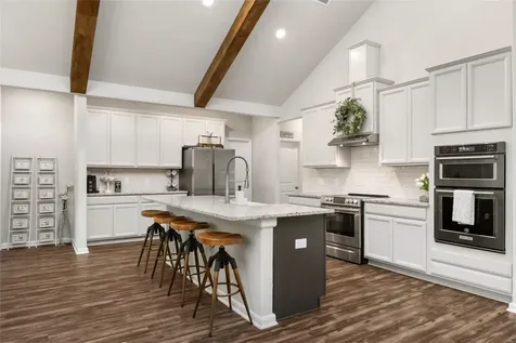 611 Meadow Crossing Crossing Magnolia TX 77355